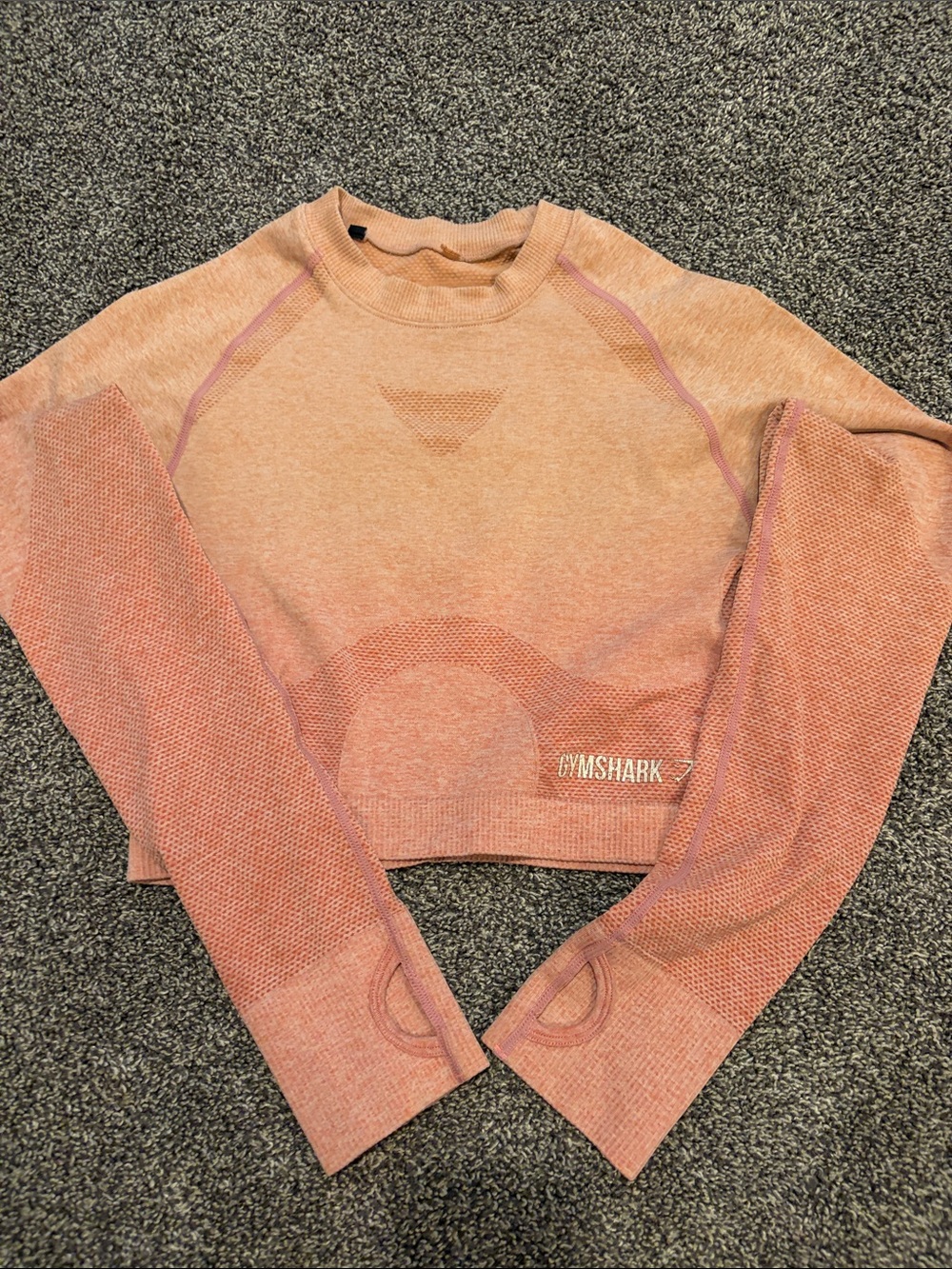 Gymshark Peach Seamless Cropped Long-Sleeve Drifit Top